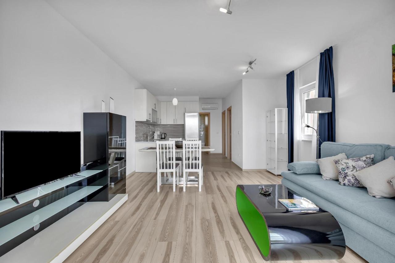 Lujnovic Apartment